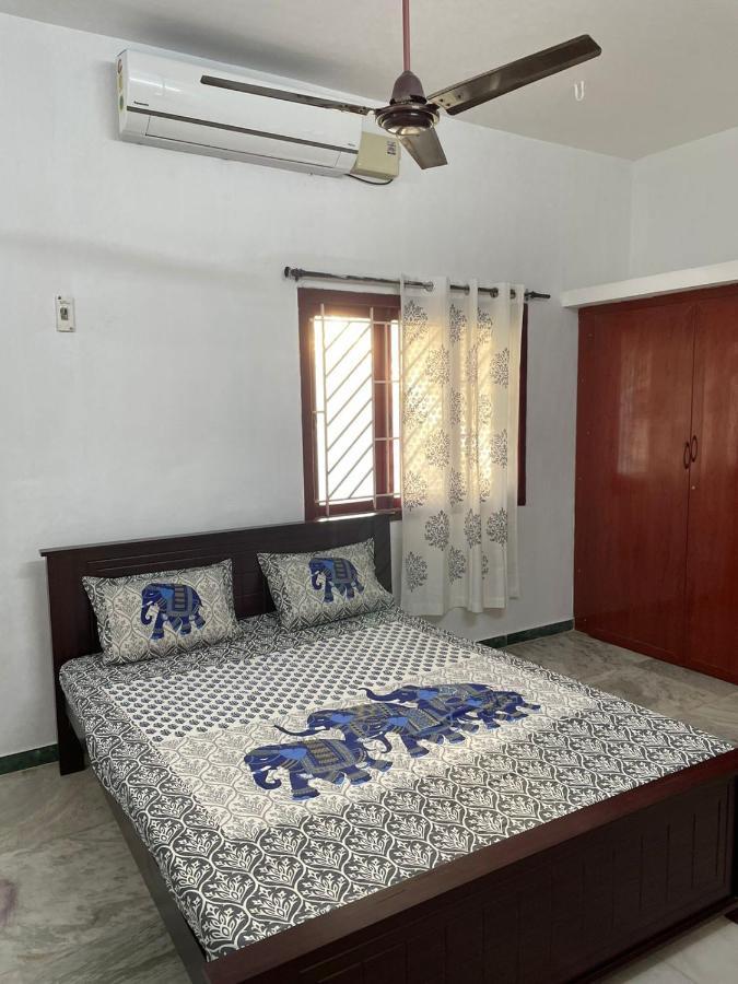 White House- 1Bk Pleasant Apartment With Open Terrace Coimbatore Eksteriør bilde